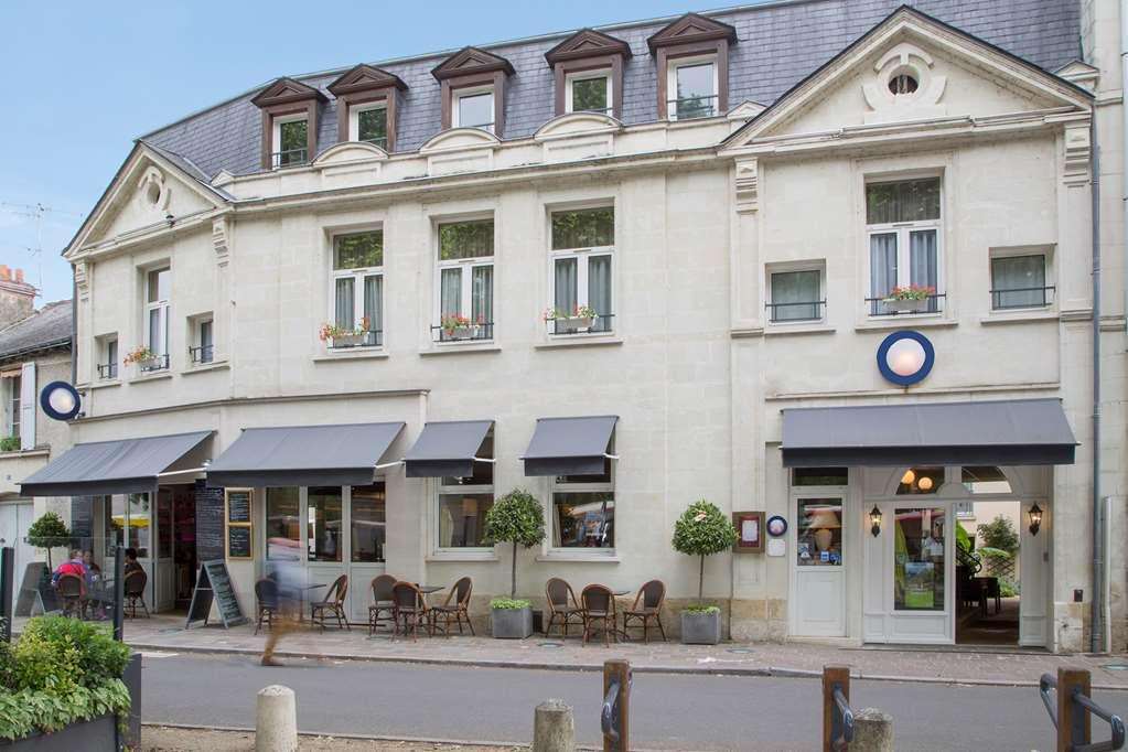 Brit Hotel Le Lion D'Or Шинон Экстерьер фото